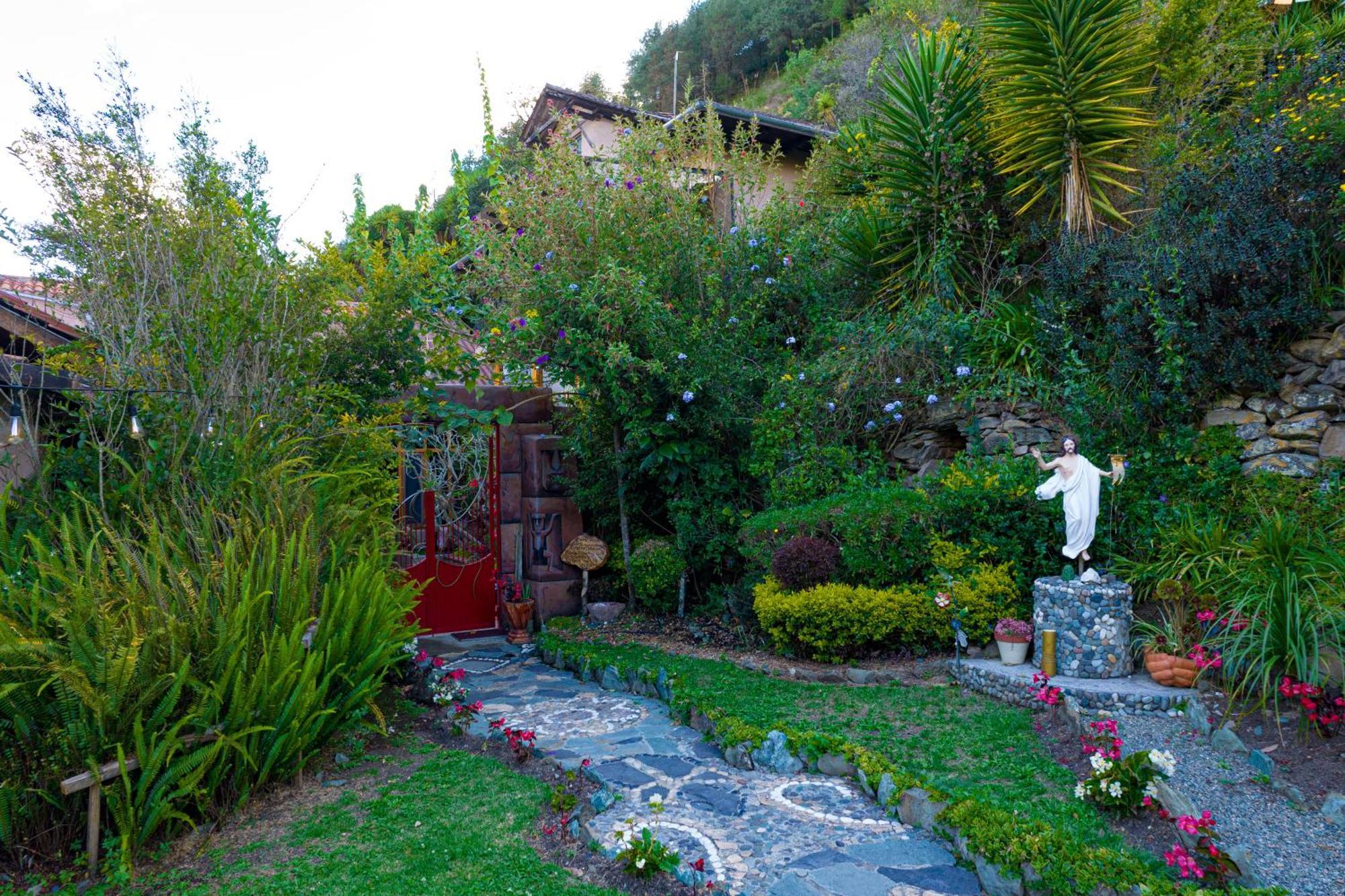 Twelve Hummingbirds Andes Retreat Hotel Paute ภายนอก รูปภาพ