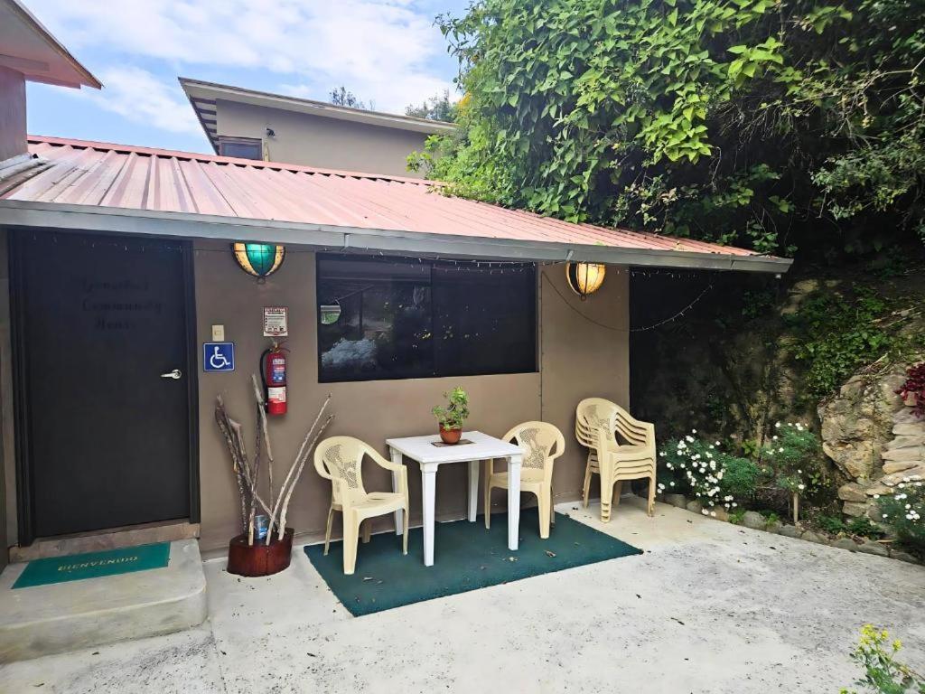 Twelve Hummingbirds Andes Retreat Hotel Paute ภายนอก รูปภาพ